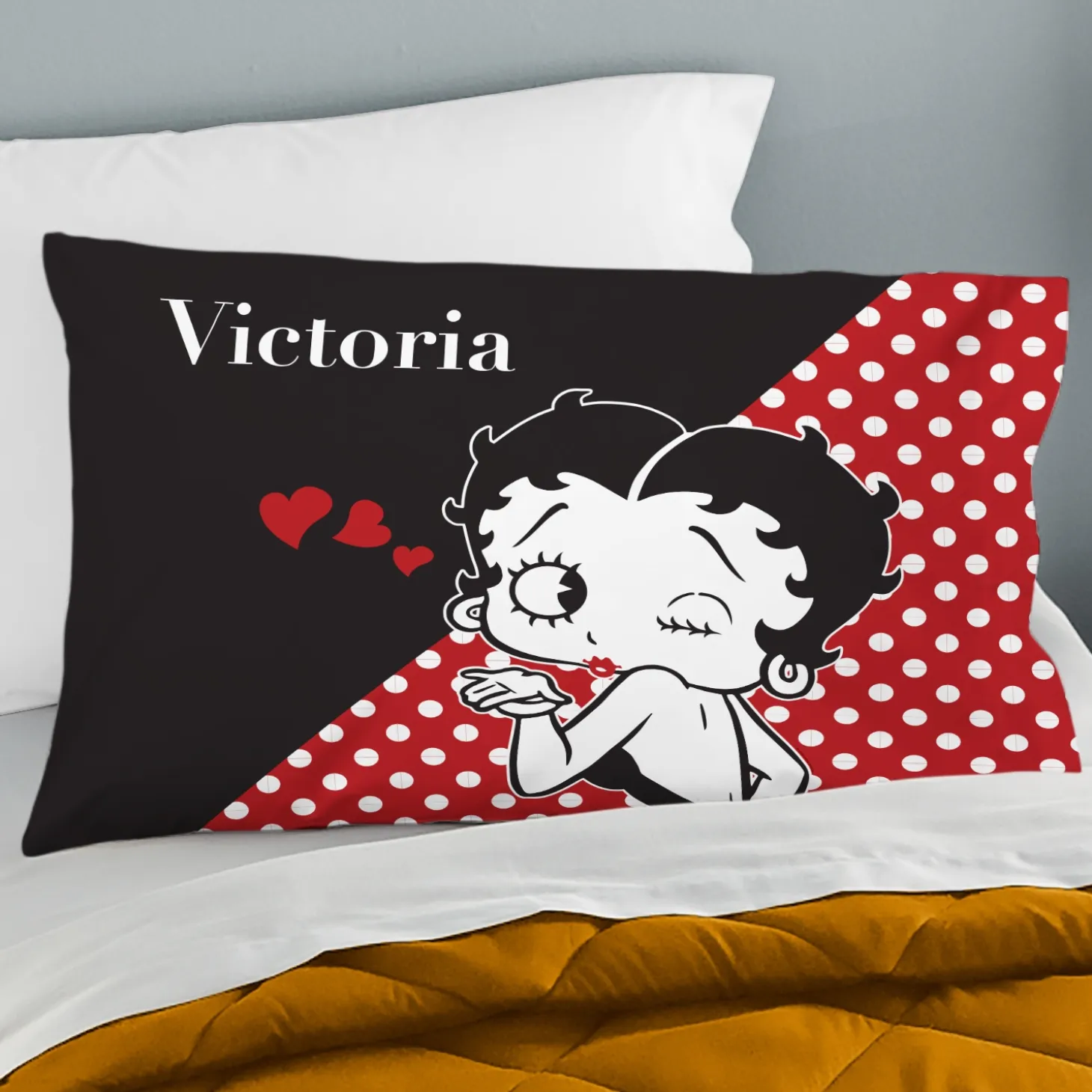 Betty Boop™ Kisses Pillowcase