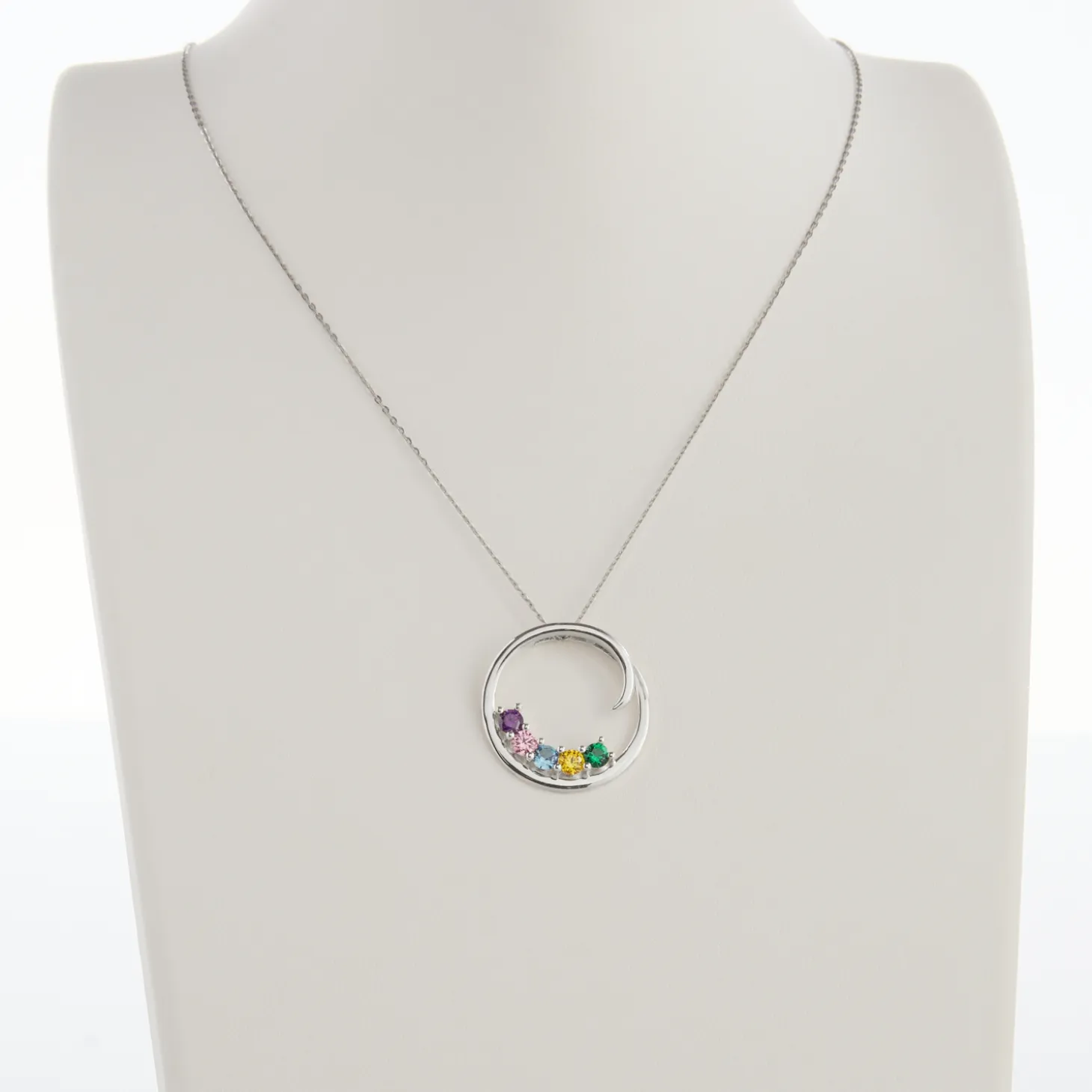 Customized Circle of Family Birthstone Necklace